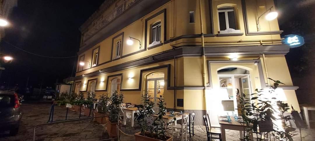 Donna Luisella B&B Napels Buitenkant foto