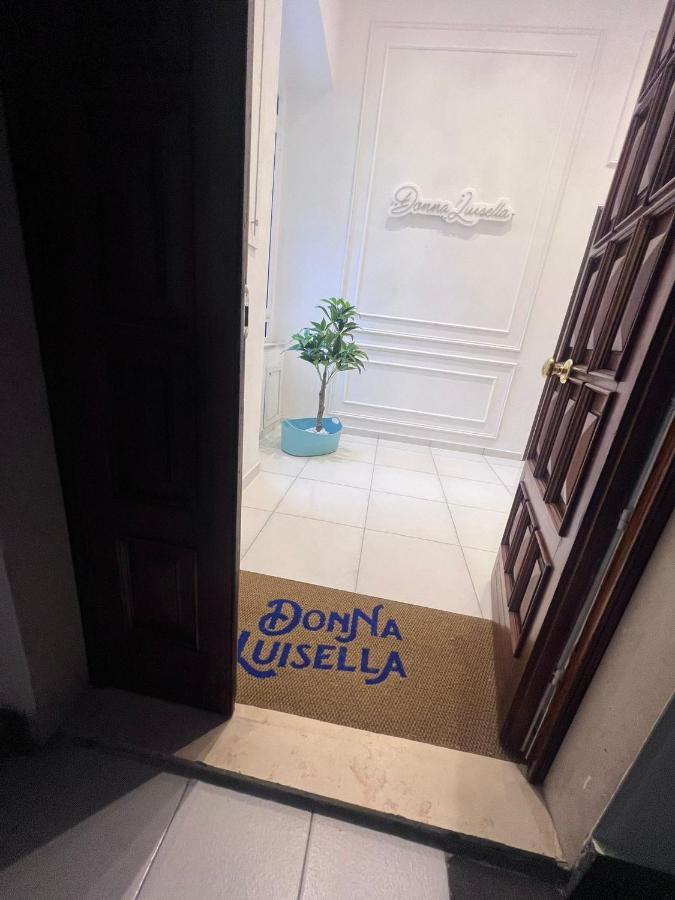 Donna Luisella B&B Napels Buitenkant foto